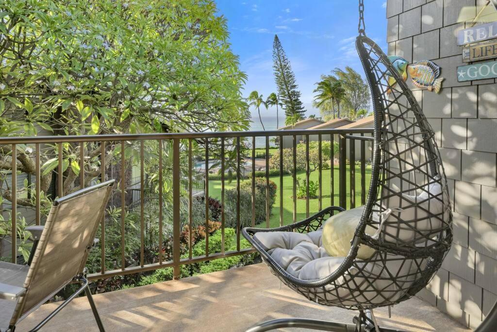 Coral Cove-Poolside Condo And Panoramic Ocean View Kahana Eksteriør billede